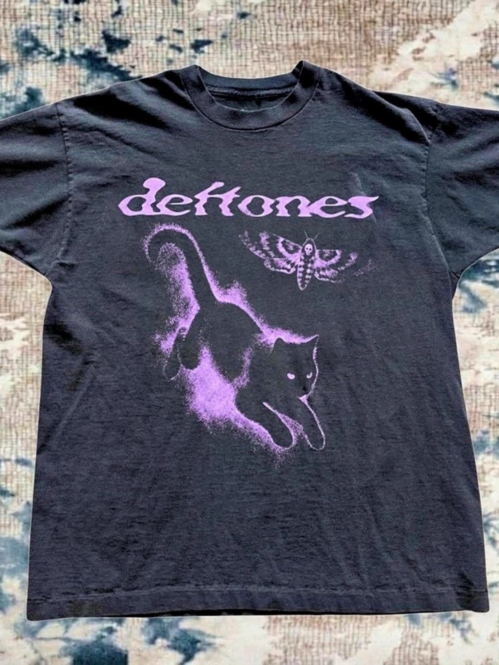 Deftones graphic tee in Black & Purple Like New